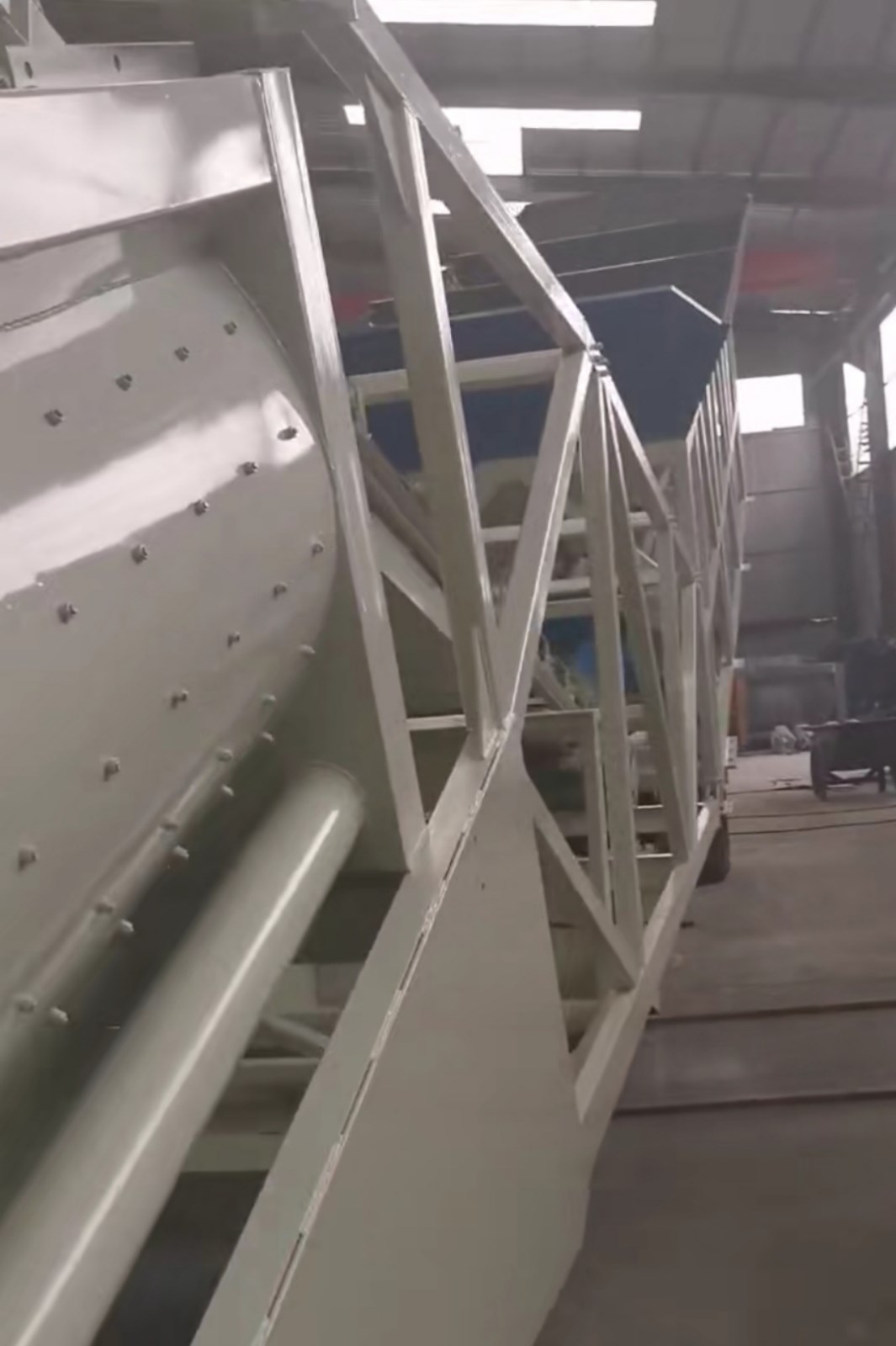 輝宏移動(dòng)式攪拌站 輝宏移動(dòng)式攪拌站